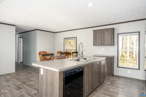 $300,000 | 4433 Spotswood Trail, Barboursville, VA 22923