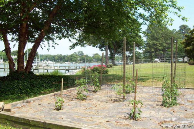 7905 Berkeley Drive Gloucester Point, VA 23062 - Photo 34 of 46