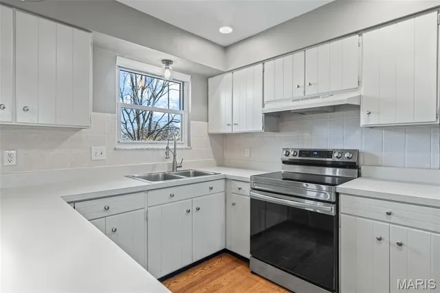 $414,900 | 105 Timka Drive, Ballwin, MO 63011