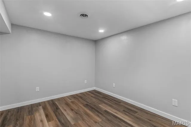 $414,900 | 105 Timka Drive, Ballwin, MO 63011