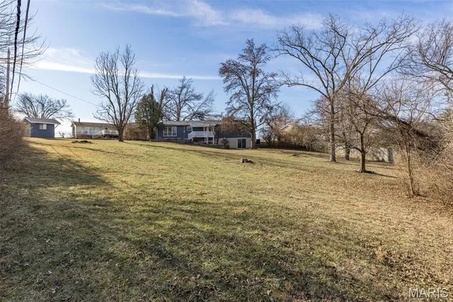 $414,900 | 105 Timka Drive, Ballwin, MO 63011