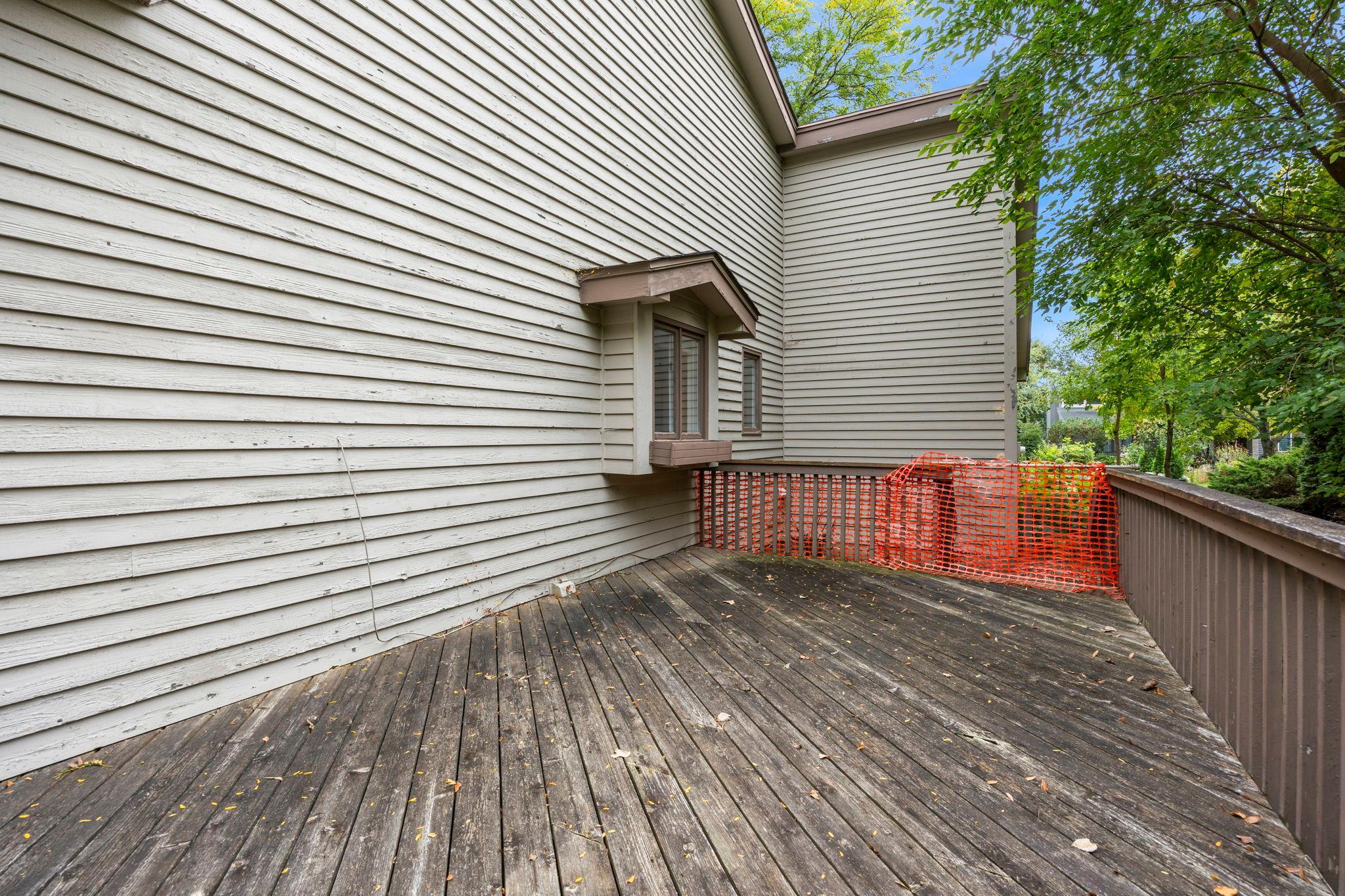 15588 Canyon Ridge Eden Prairie, MN 55347 - Photo 47 of 60 Gallery Image 47