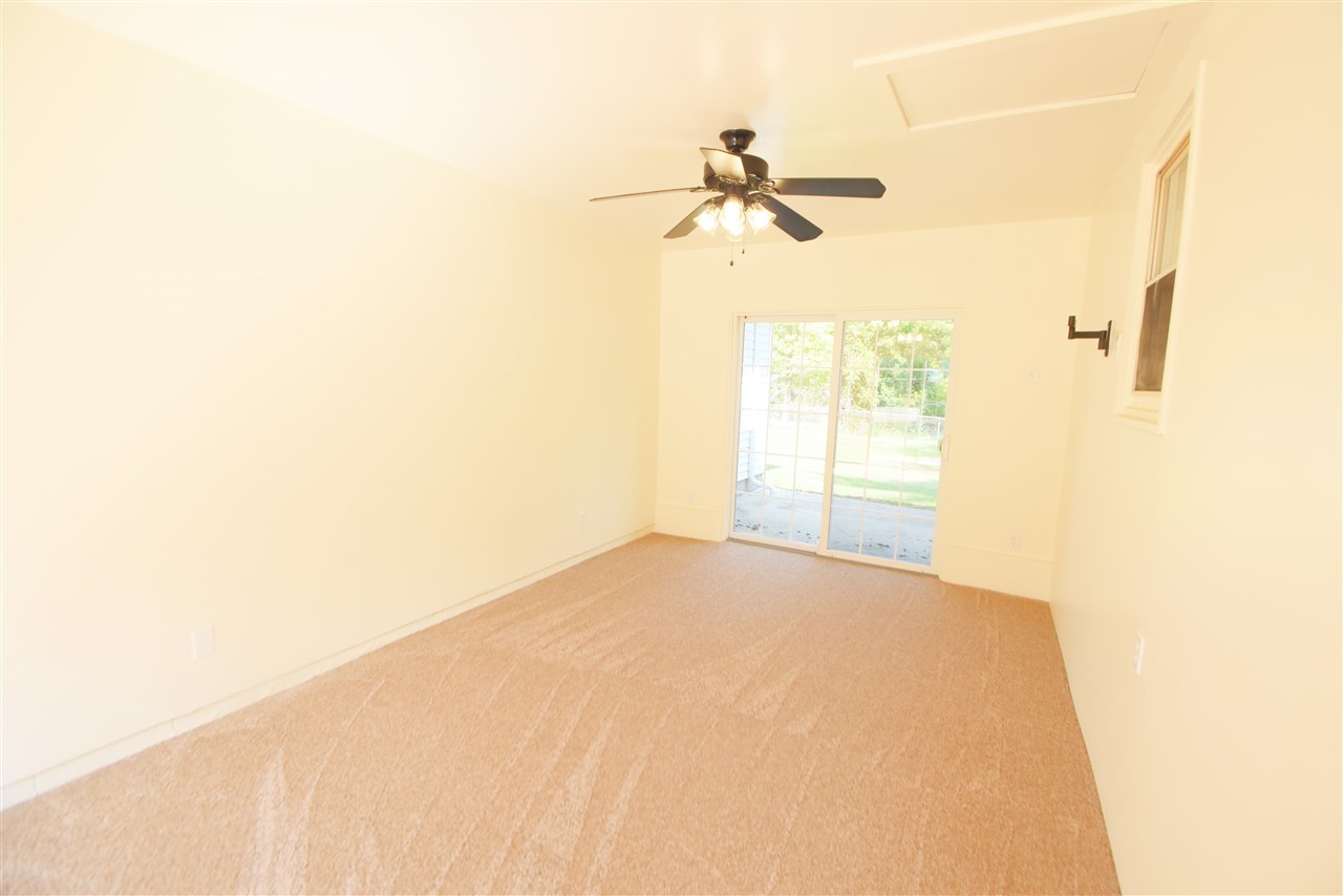 400 East Grand River Road Bancroft, MI 48414 - Photo 4 of 28 50025062-3.JPG