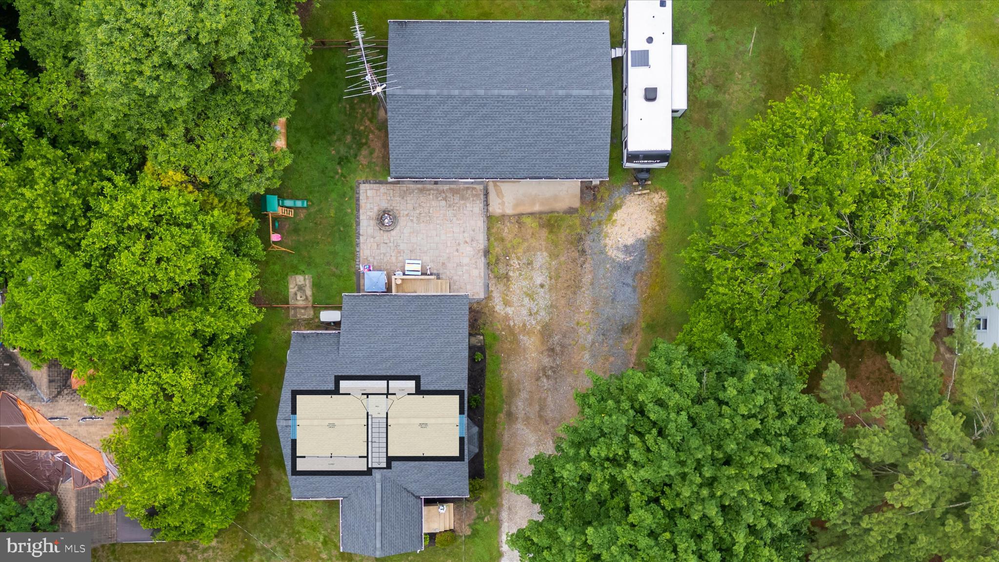 11994 Cordova Road Cordova, MD 21625 - Photo 45 of 57 an aerial view of a house with a yard and trees all around