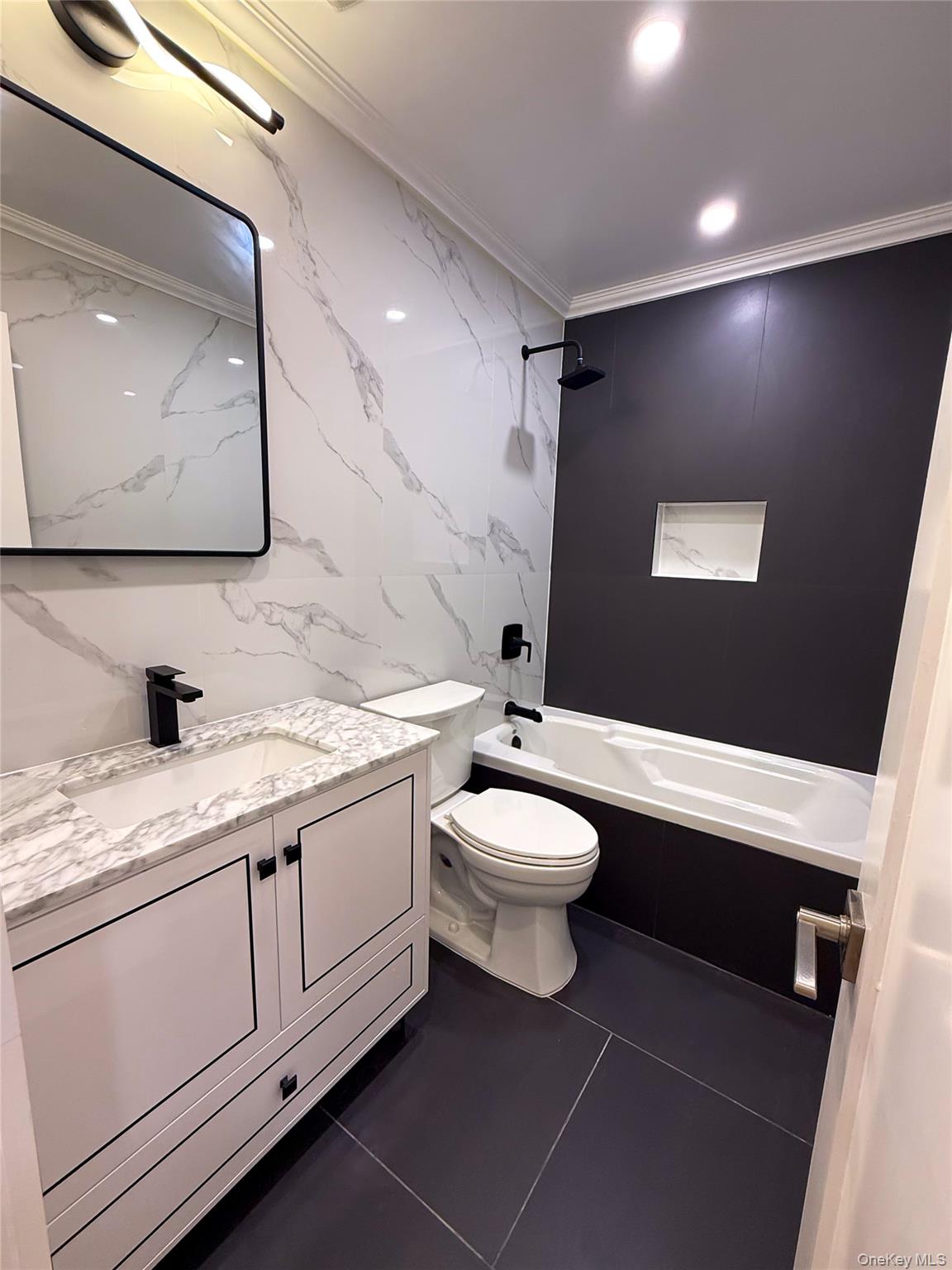 249-09 Mayda Road, Unit 2 Queens, NY 11422 - Photo 13 of 22