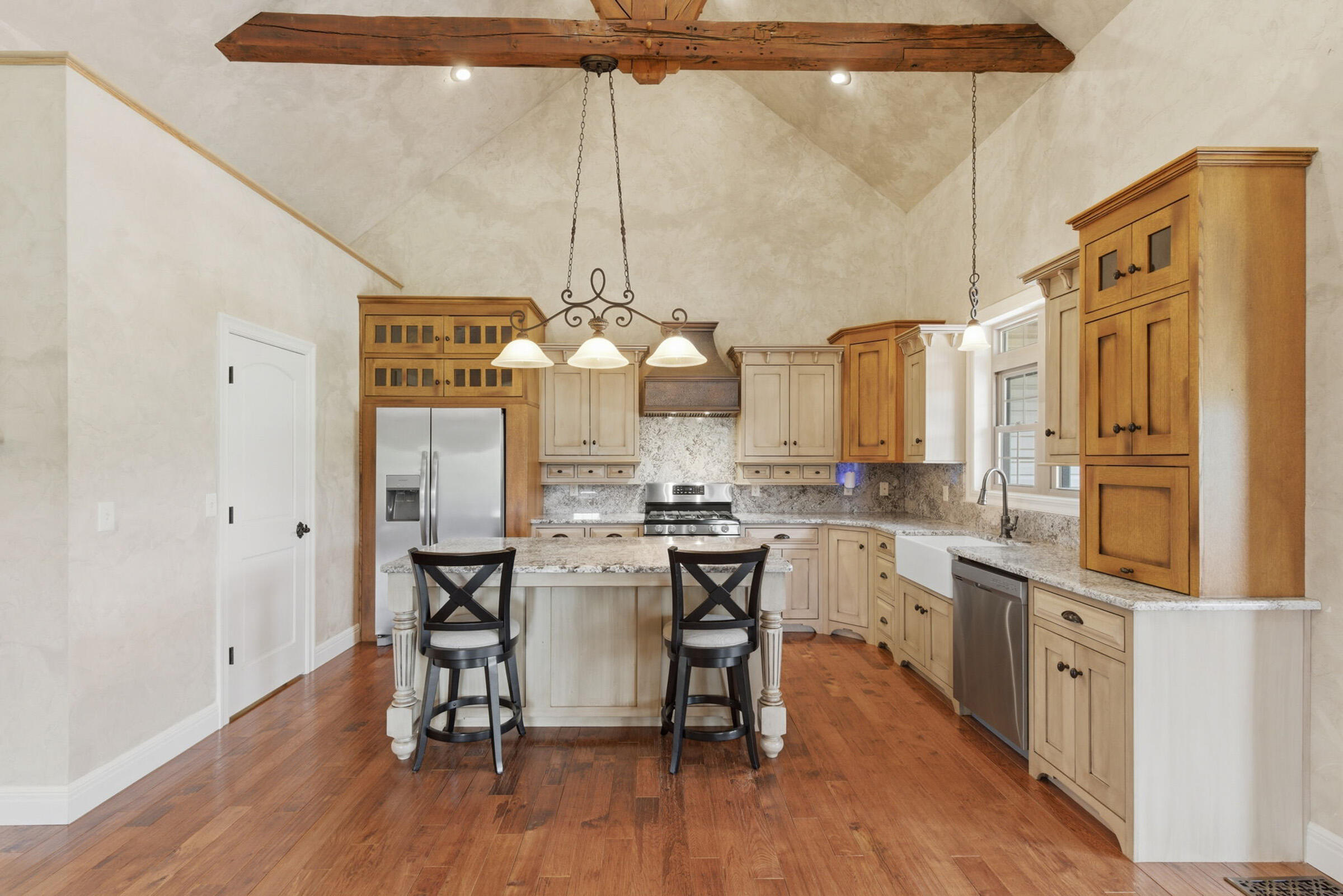 833 State Rte AM Cabool, MO 65689 - Photo 16 of 64 Kitchen