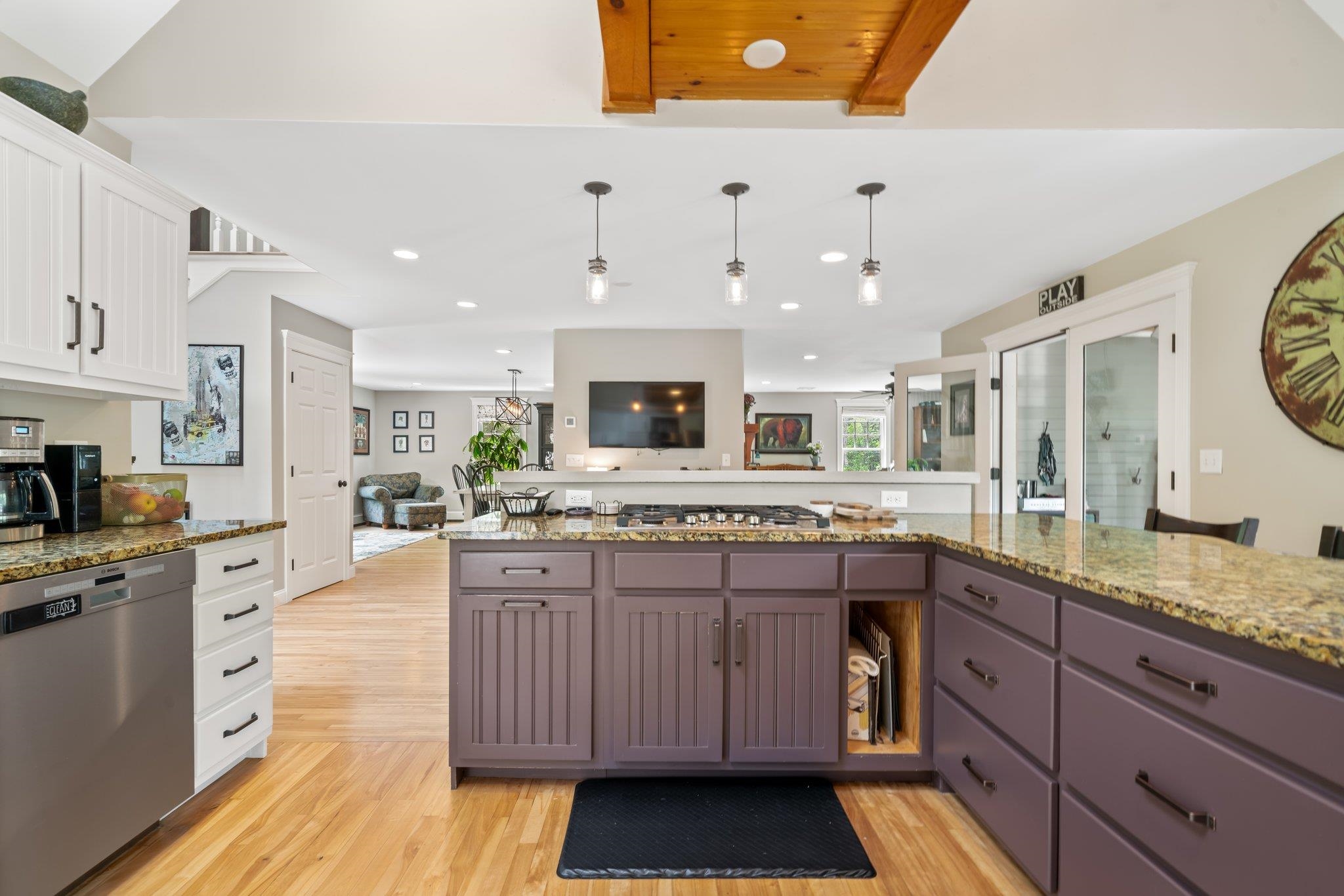 91 Mast Road Lee, NH 03861 - Photo 5 of 40 Gallery Image 5
