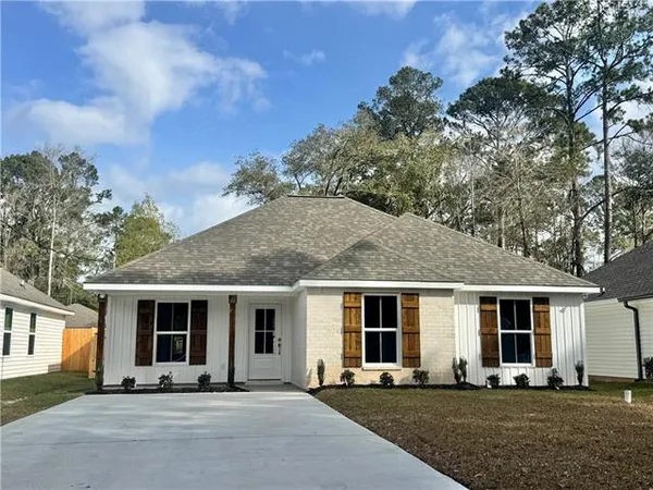 $256,500 | 113 Bryant Street, Madisonville, LA 70447