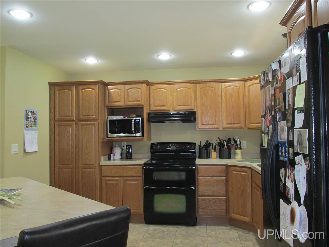 6388 L L.5 Road Gladstone, MI 49837 - Photo 11 of 49