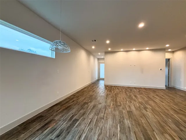 $2,300 | 4402 Bora Bora Lane, Houston, TX 77045