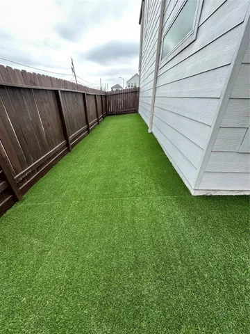 $2,300 | 4402 Bora Bora Lane, Houston, TX 77045