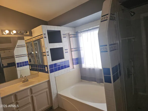 $2,100 | 5045 West Topeka Drive, Glendale, AZ 85308