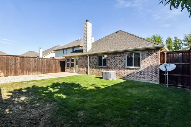$2,350 | 9409 Caliente Drive, McKinney, TX 75072