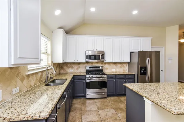 $2,350 | 9409 Caliente Drive, McKinney, TX 75072