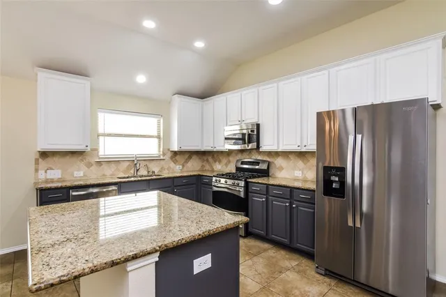 $2,350 | 9409 Caliente Drive, McKinney, TX 75072