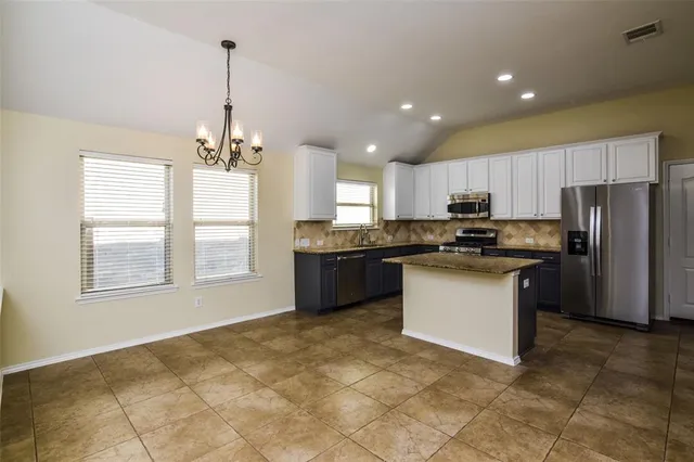 $2,350 | 9409 Caliente Drive, McKinney, TX 75072