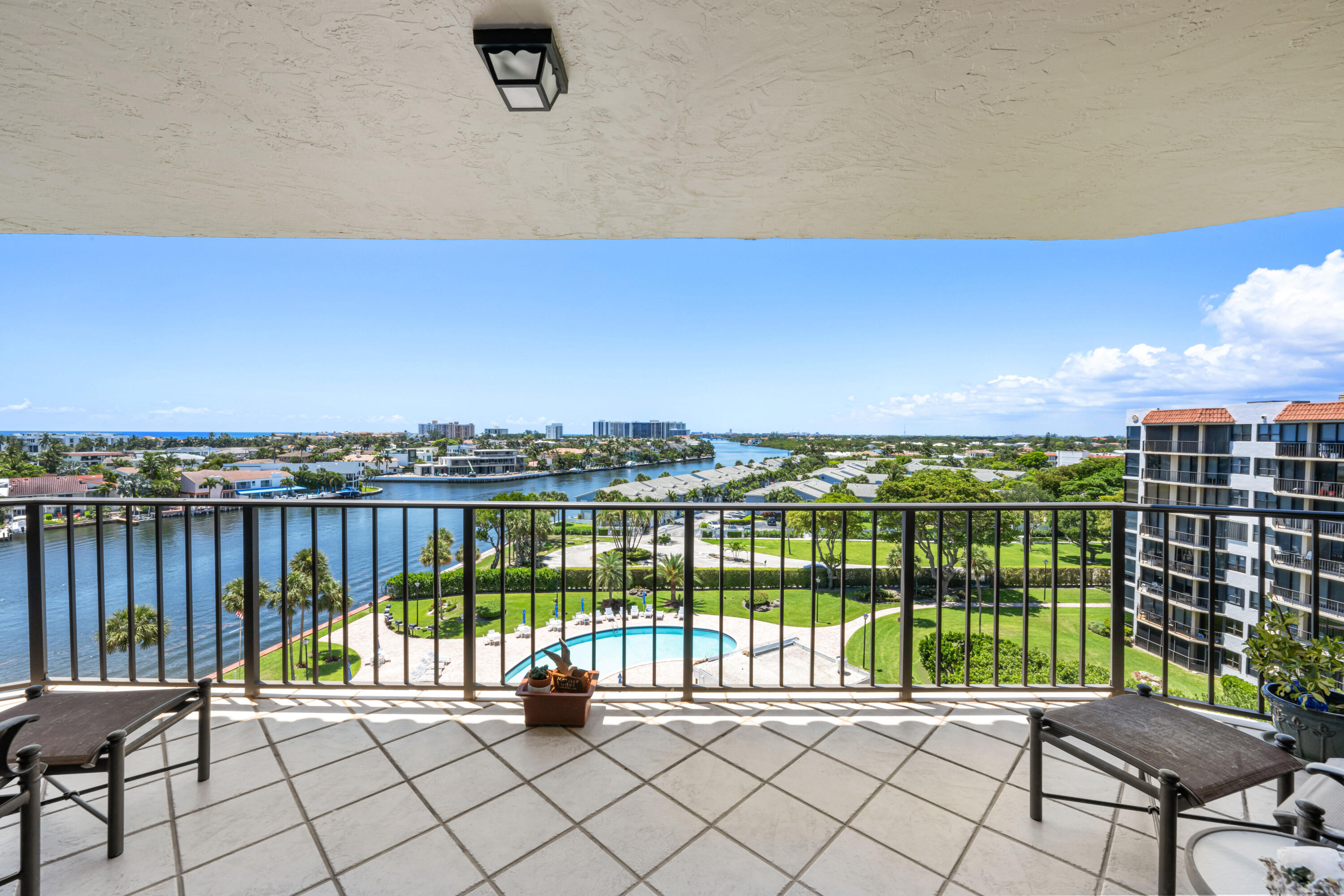 899 Jeffery Street, Unit 811 Boca Raton, FL 33487 - Photo 4 of 45 DSC_4772