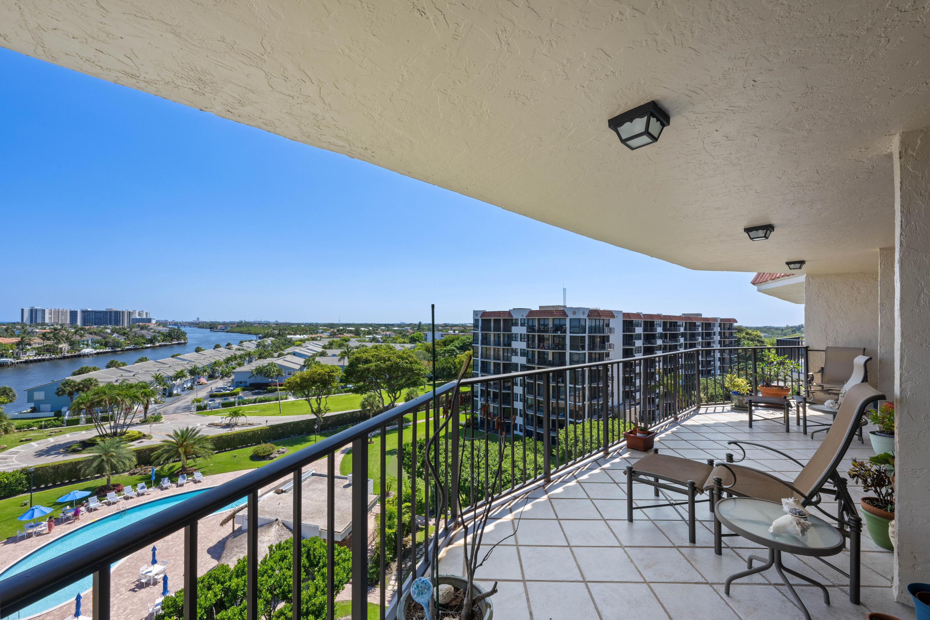 899 Jeffery Street, Unit 811 Boca Raton, FL 33487 - Photo 6 of 45 DSC_4079