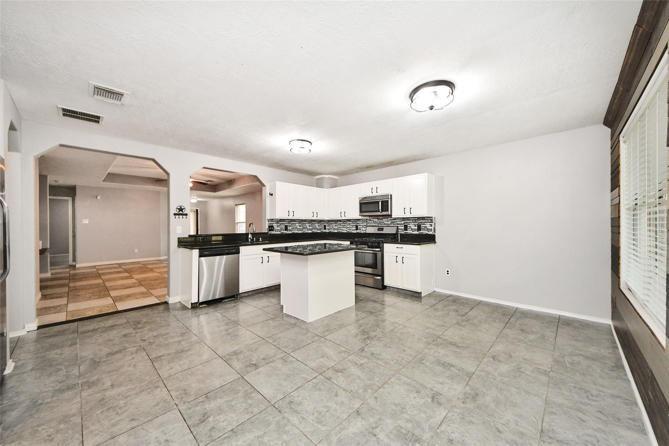 24019 Kingbriar Drive Spring, TX 77373 - Photo 19 of 41
