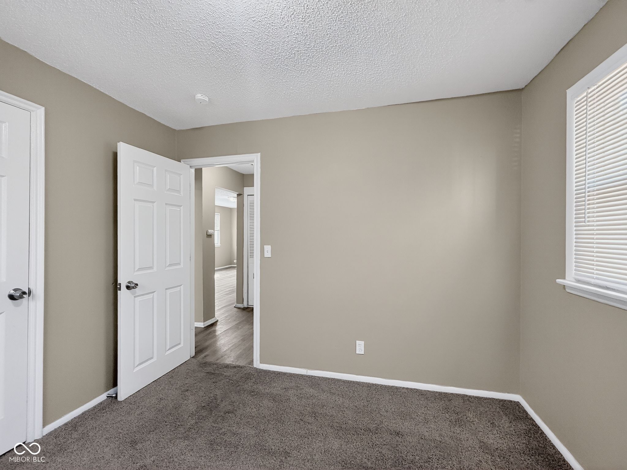 2916 South Roena Street Indianapolis, IN 46241 - Photo 18 of 31