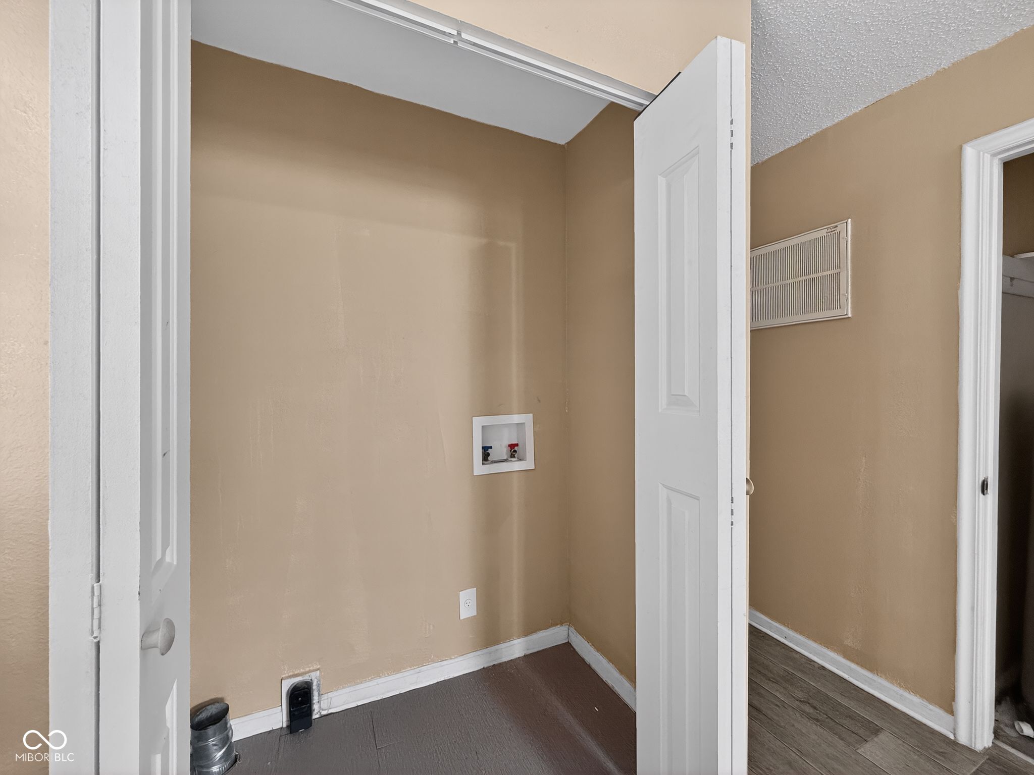 2916 South Roena Street Indianapolis, IN 46241 - Photo 24 of 31