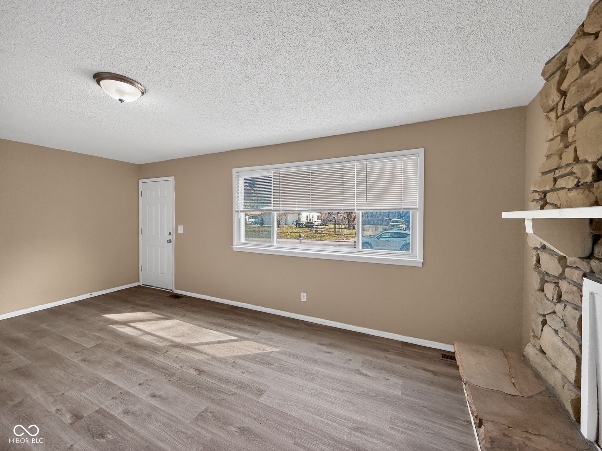 2916 South Roena Street Indianapolis, IN 46241 - Photo 8 of 31