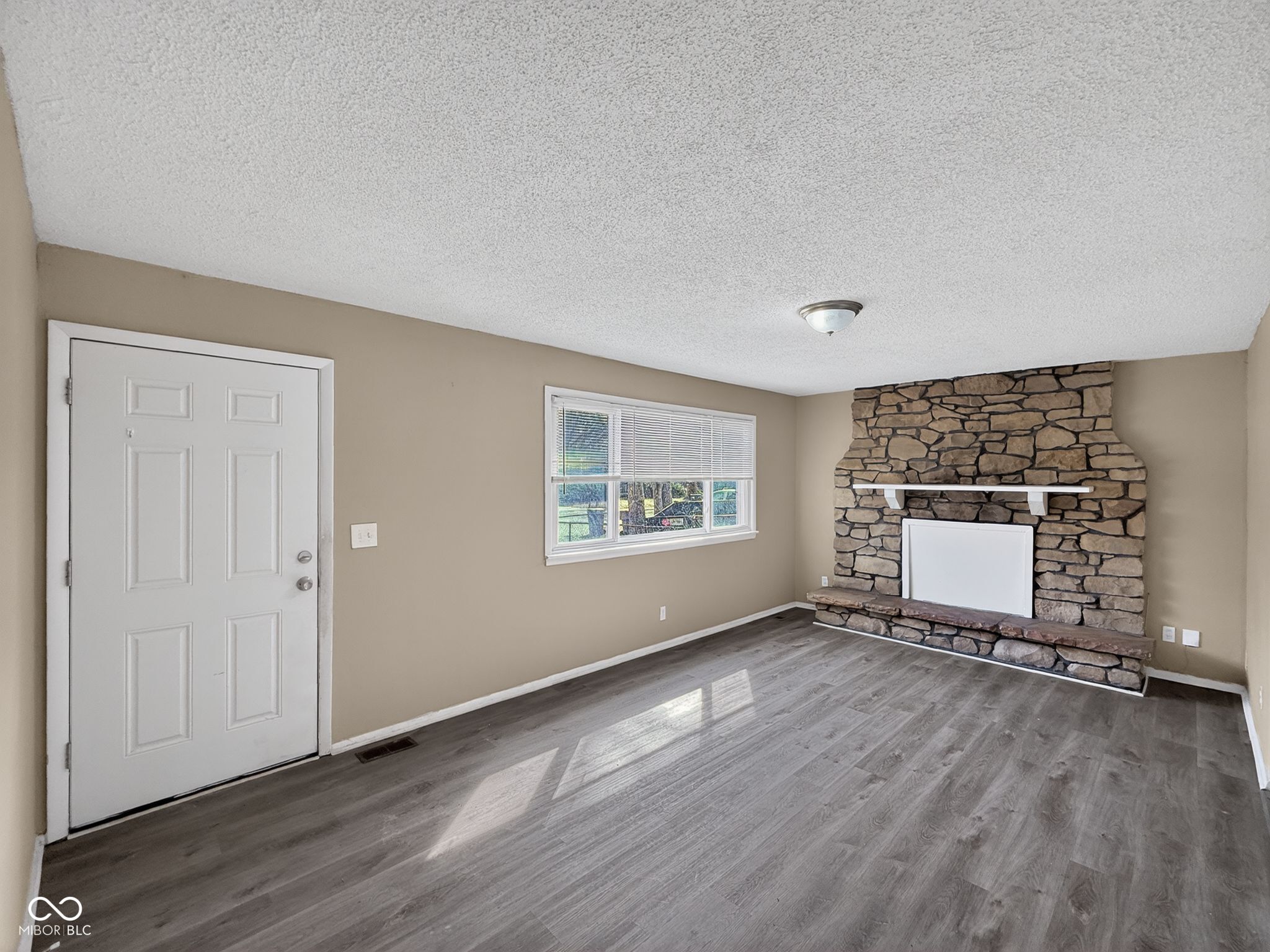 2916 South Roena Street Indianapolis, IN 46241 - Photo 10 of 31