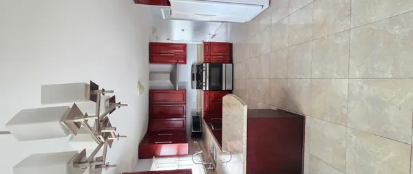 $2,200 | 43 West Ann Street, Unit 3, Lombard, IL 60148