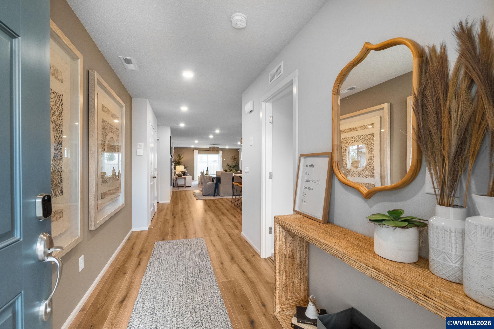 541 Spring Boulevard Oregon City, OR 97045 - Photo 2 of 24 Gallery Image 2