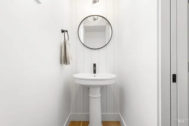 $1,090,000 | 3272 West Miners Farm Drive, Boise, ID 83714