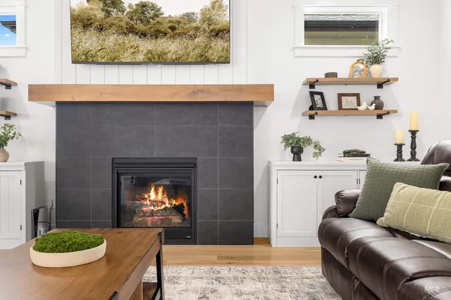 $1,090,000 | 3272 West Miners Farm Drive, Boise, ID 83714