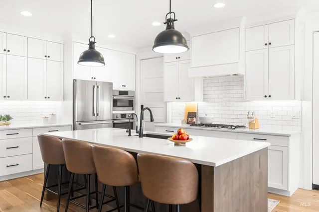 $1,090,000 | 3272 West Miners Farm Drive, Boise, ID 83714