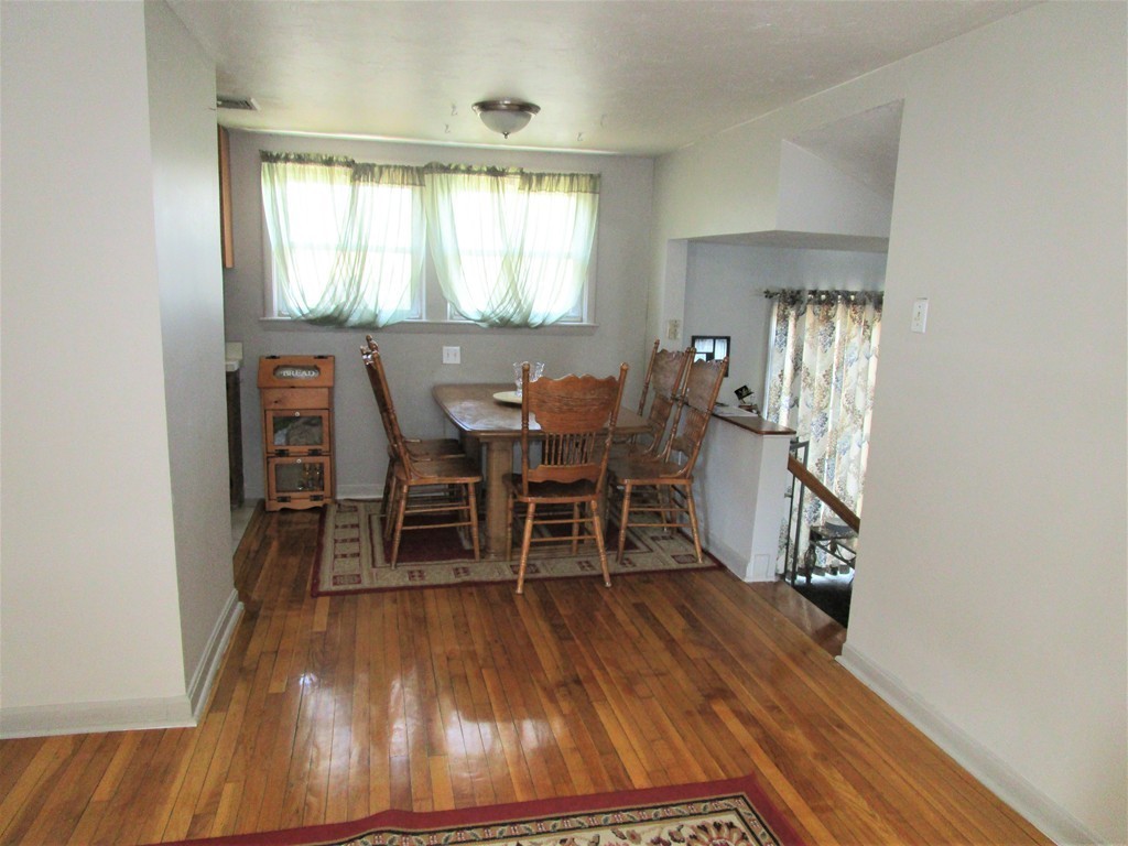 31 Bay Road Sharon, MA 02067 - Photo 8 of 21 Gallery Image 8