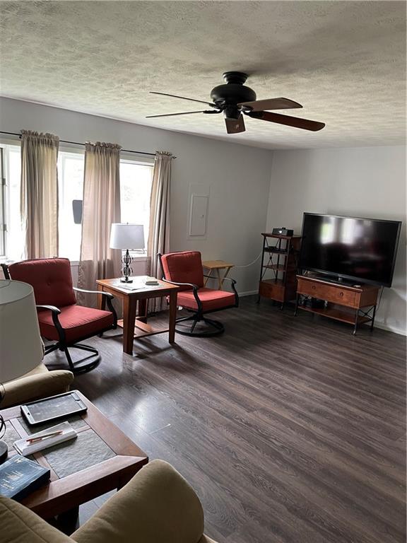 6110 South Franklin Road Indianapolis, IN 46259 - Photo 12 of 29 Gallery Image 12
