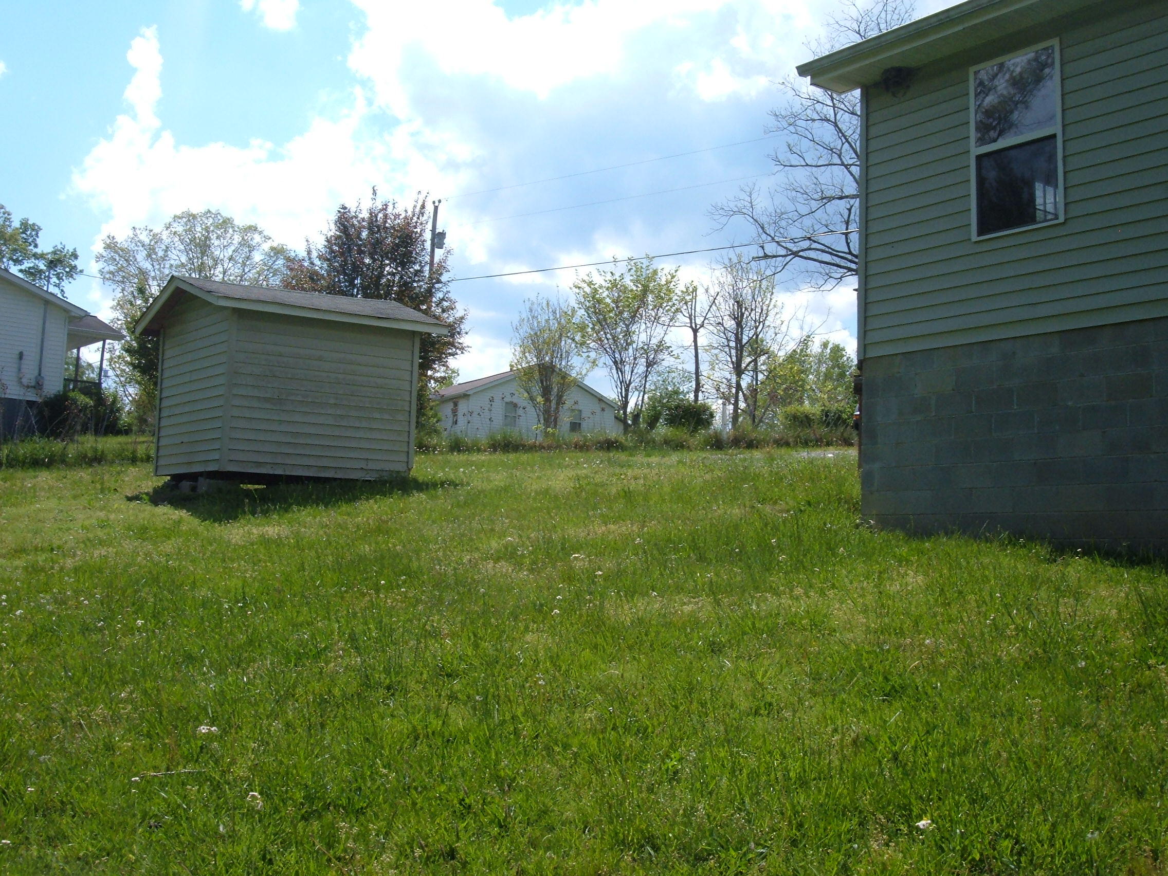 222 Mike Jones Road Robbins, TN 37852 - Photo 6 of 16 222 Mike Jones Rd (8)