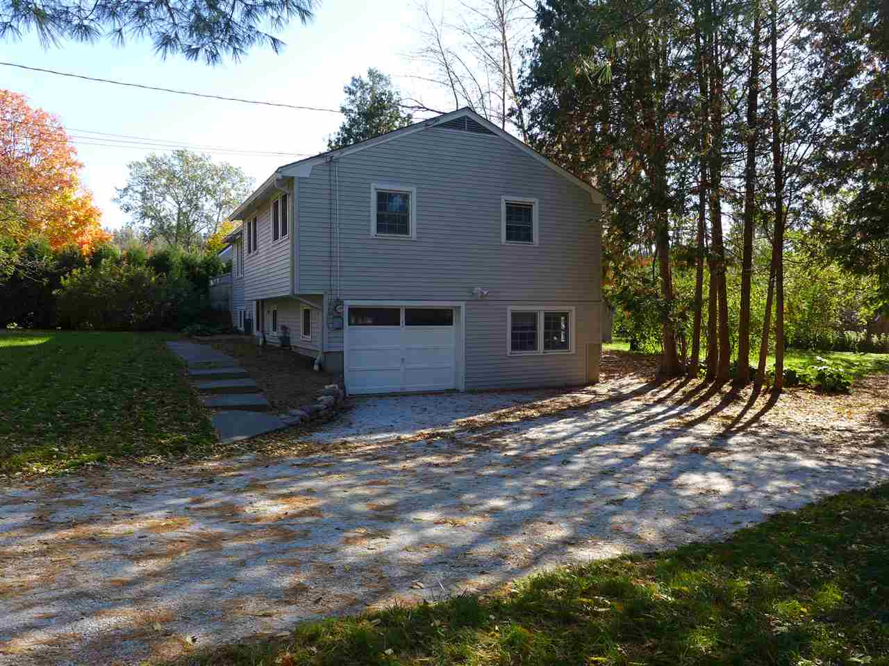 325 Hullcrest Road Shelburne, VT 05482 - Photo 16 of 19 Gallery Image 16