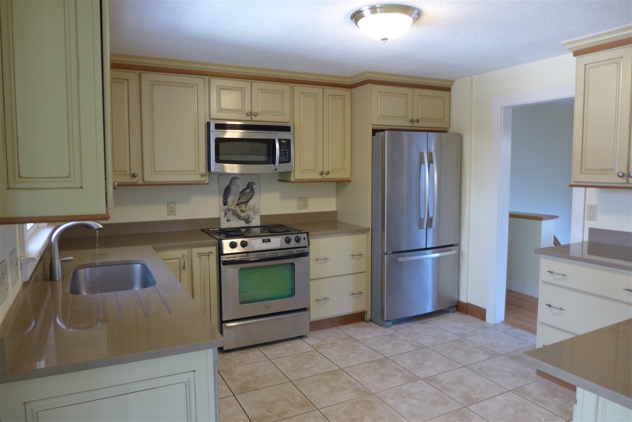 325 Hullcrest Road Shelburne, VT 05482 - Photo 7 of 19 Gallery Image 7
