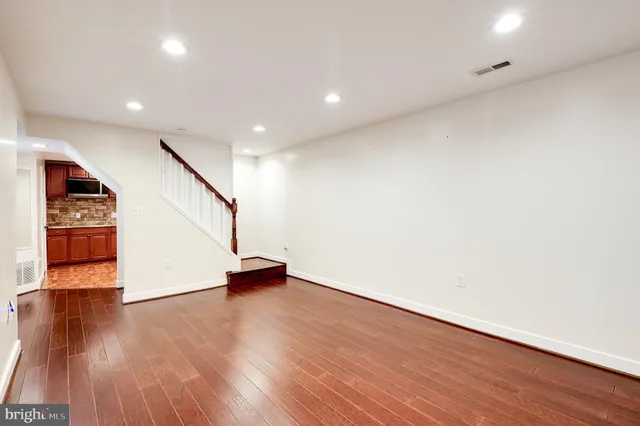 $3,900 | 13603 Kincaid Place, Chantilly, VA 20151