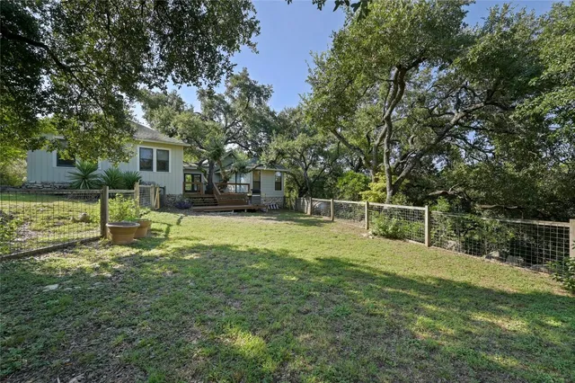 $2,148,000 | 167 Tumbleweed Trail North, Austin, TX 78733