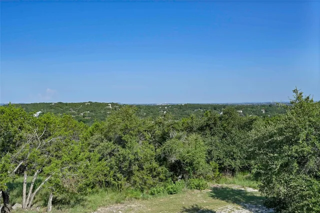 $2,148,000 | 167 Tumbleweed Trail North, Austin, TX 78733