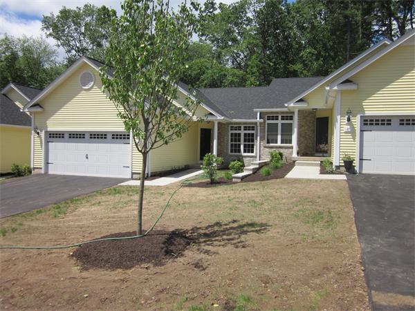 33 Beech Hill Road, Unit 8 West Springfield, MA 01089 - Photo 8 of 8 Gallery Image 8