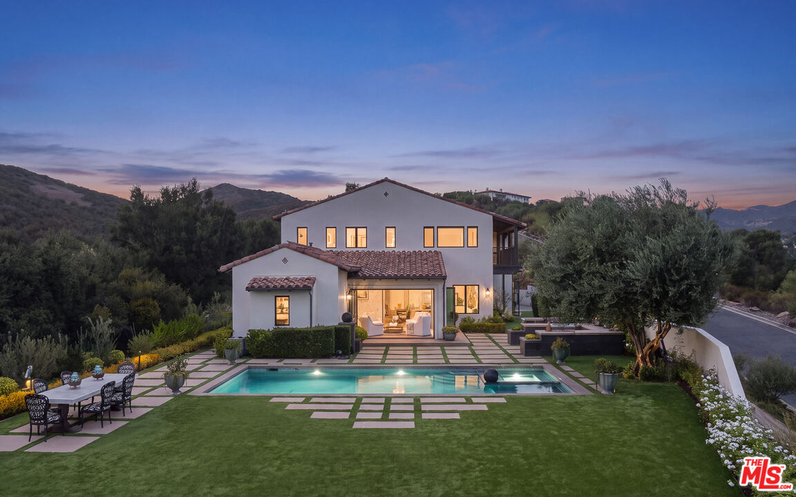 2691 Country Ridge Road Calabasas, CA 91302 - Photo 28 of 29 Gallery Image 28