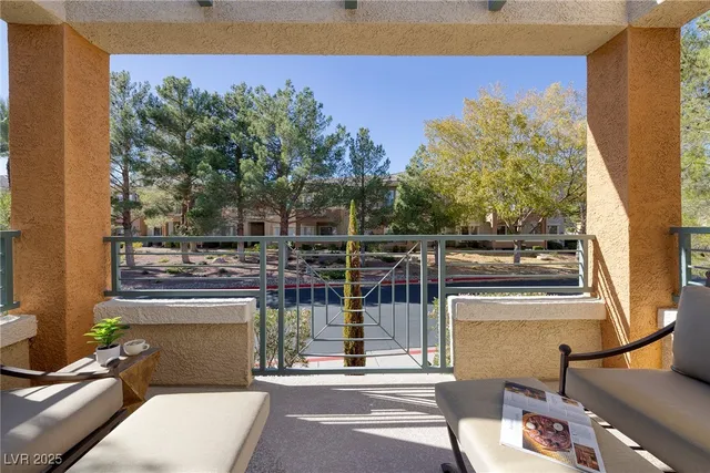 $385,000 | 821 Glacier Peak Lane, Unit 202, Las Vegas, NV 89144
