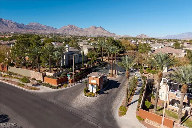 $399,000 | 821 Glacier Peak Lane, Unit 202, Las Vegas, NV 89144