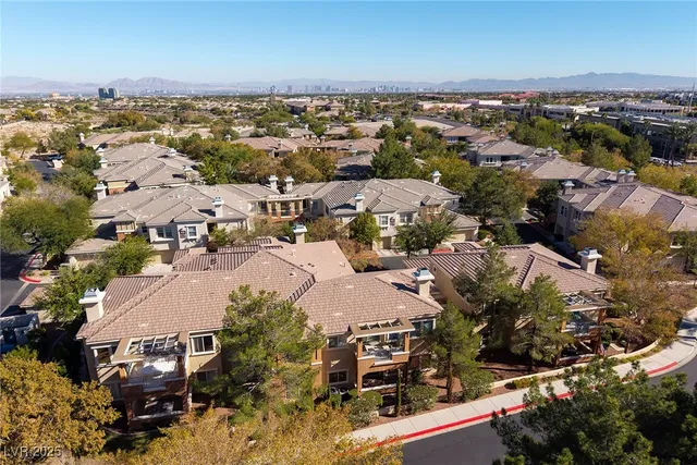 $385,000 | 821 Glacier Peak Lane, Unit 202, Las Vegas, NV 89144