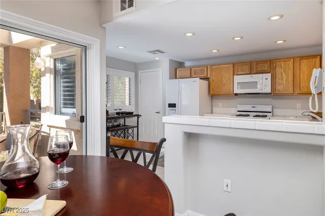 $385,000 | 821 Glacier Peak Lane, Unit 202, Las Vegas, NV 89144