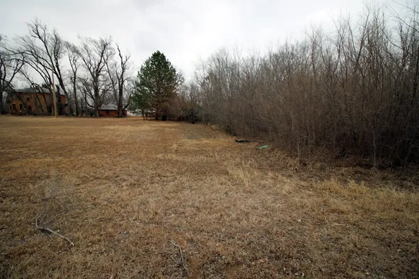 $1,000,000 | 11321 West 53rd Street North, Maize, KS 67101