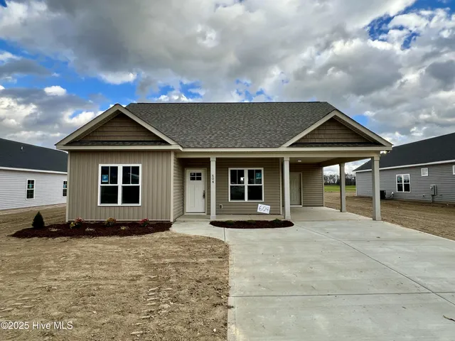 $258,900 | 604 South Vance Street, Fremont, NC 27830