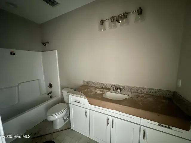 $258,900 | 604 South Vance Street, Fremont, NC 27830