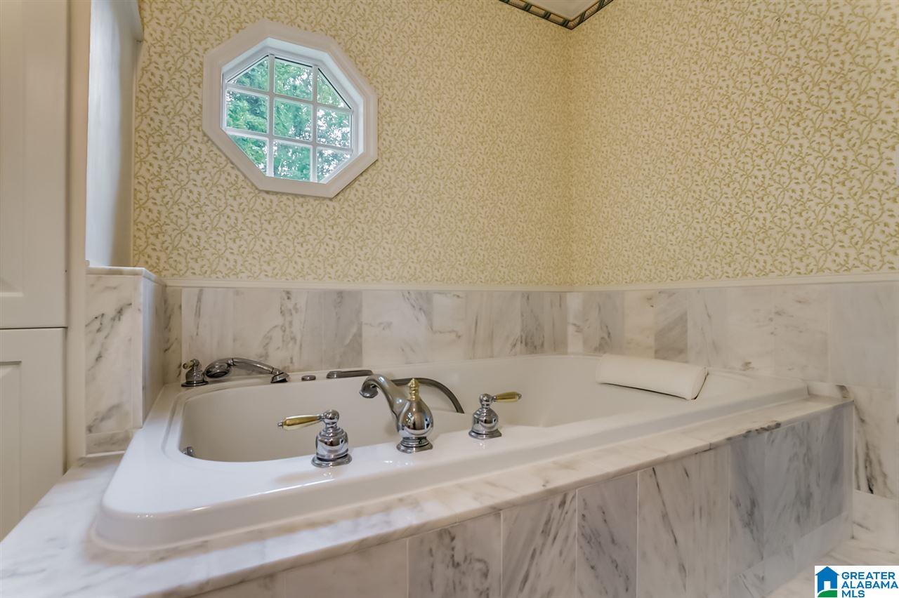3215 East Briarcliff Road Birmingham, AL 35223 - Photo 32 of 50